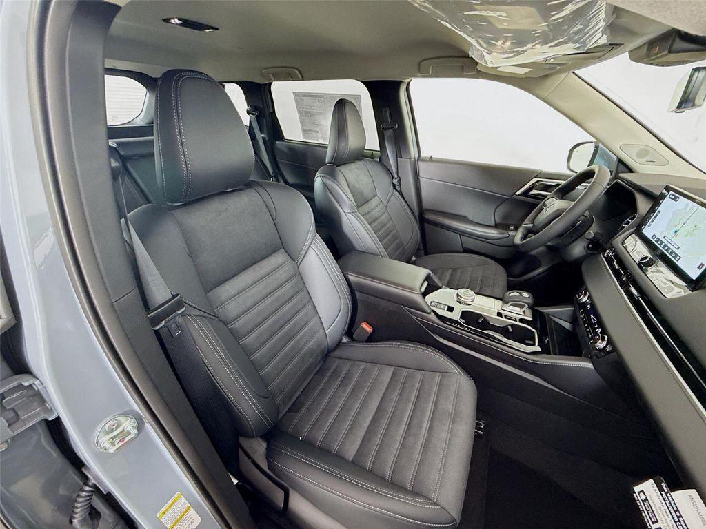 new 2026 Mitsubishi Outlander car, priced at $31,615