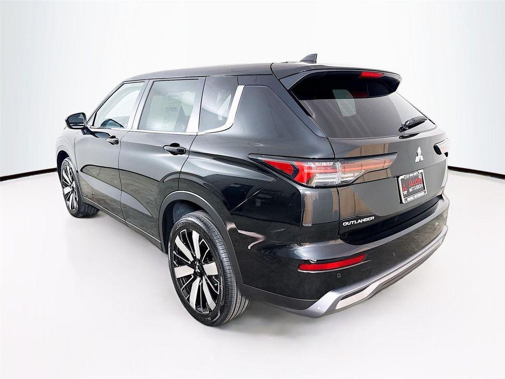 new 2026 Mitsubishi Outlander car, priced at $37,740