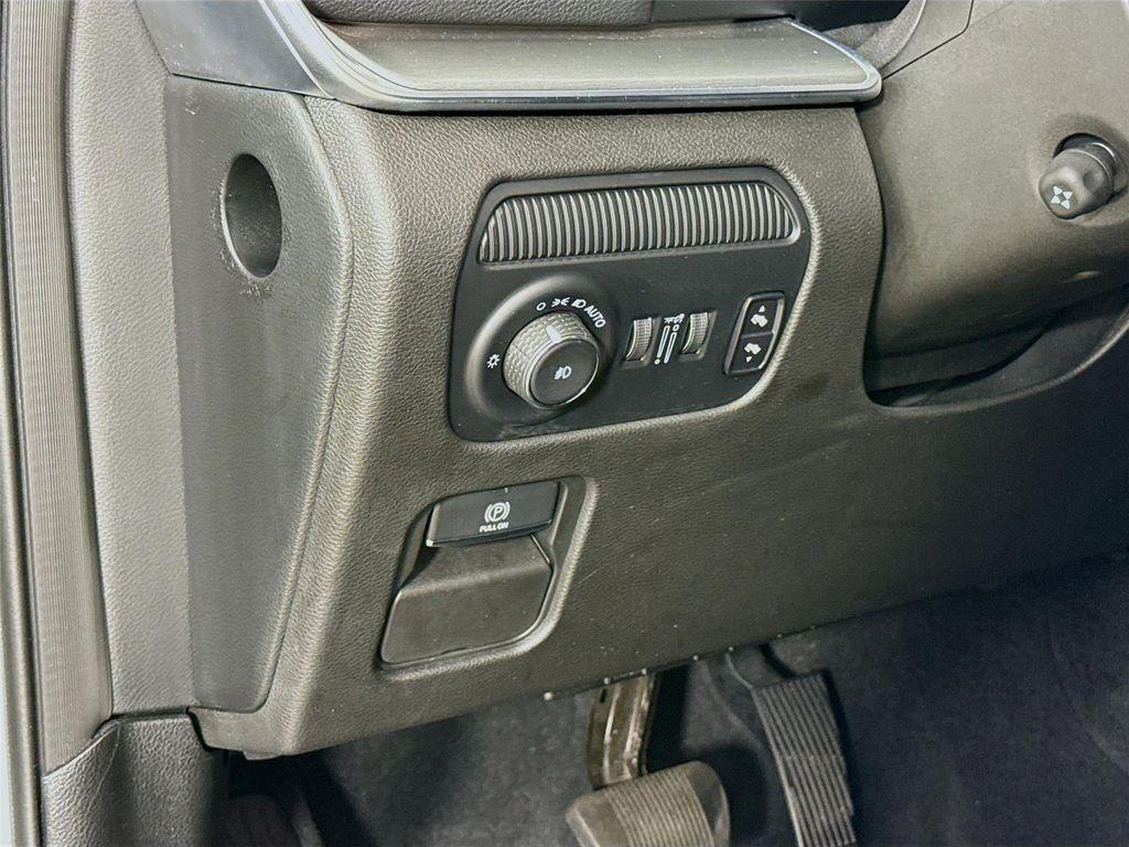 used 2023 Jeep Wagoneer car, priced at $44,000