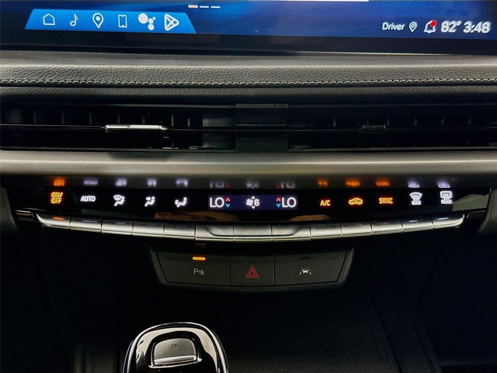 used 2024 Cadillac XT4 car, priced at $27,799