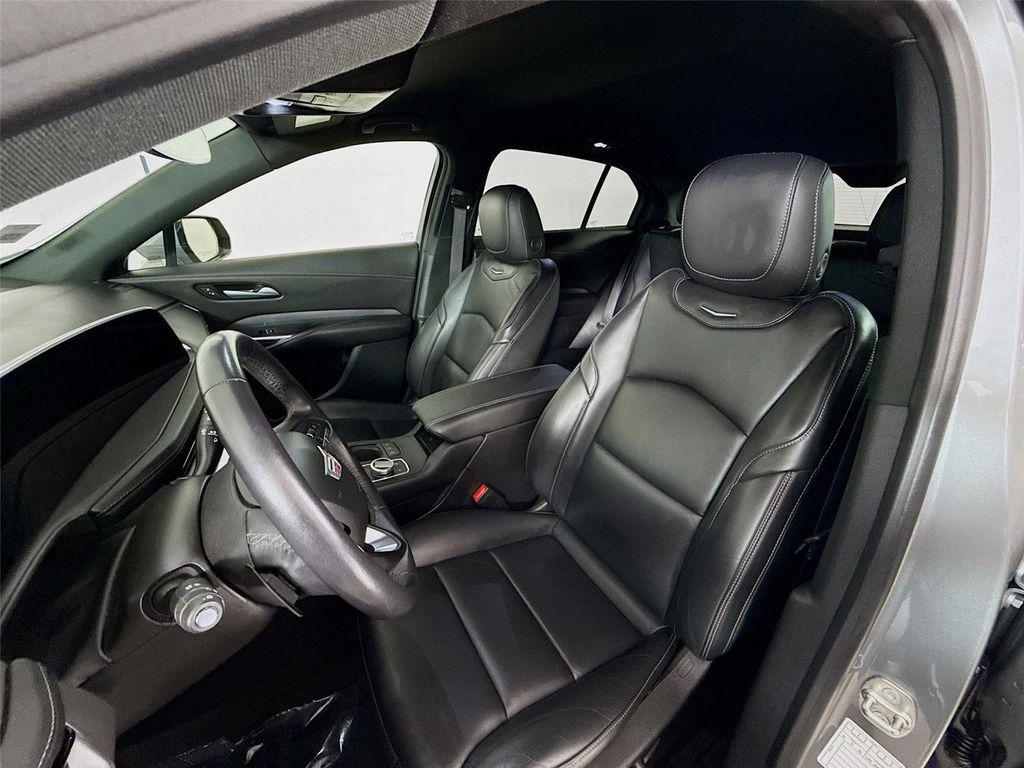 used 2024 Cadillac XT4 car, priced at $27,799