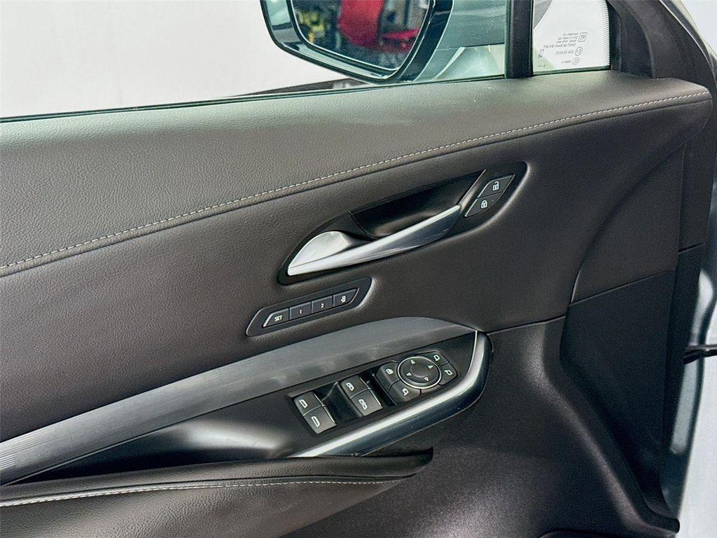 used 2024 Cadillac XT4 car, priced at $27,799