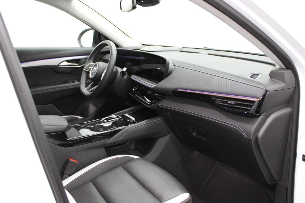 used 2025 Buick Envision car, priced at $30,988