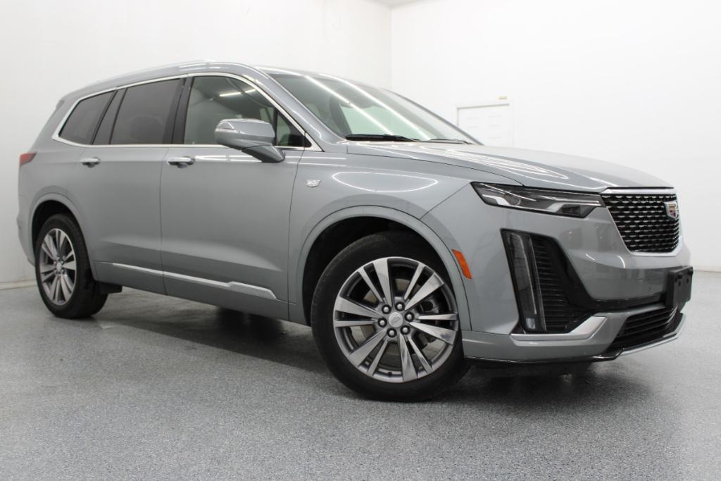 used 2025 Cadillac XT6 car, priced at $39,988
