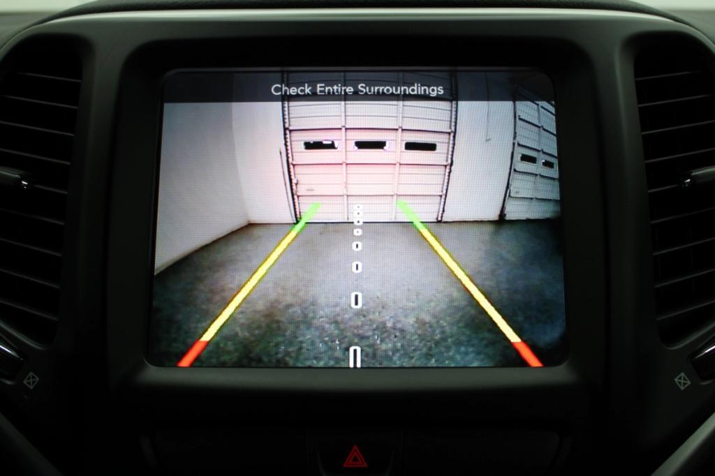 used 2018 Jeep Cherokee car