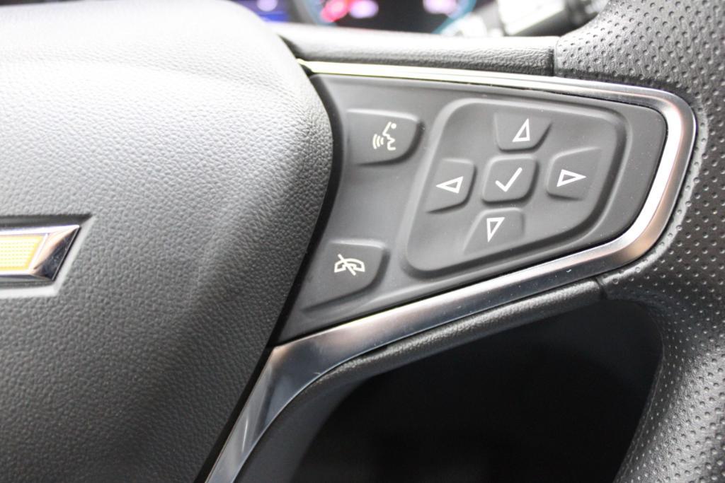 used 2024 Chevrolet Equinox car, priced at $21,388