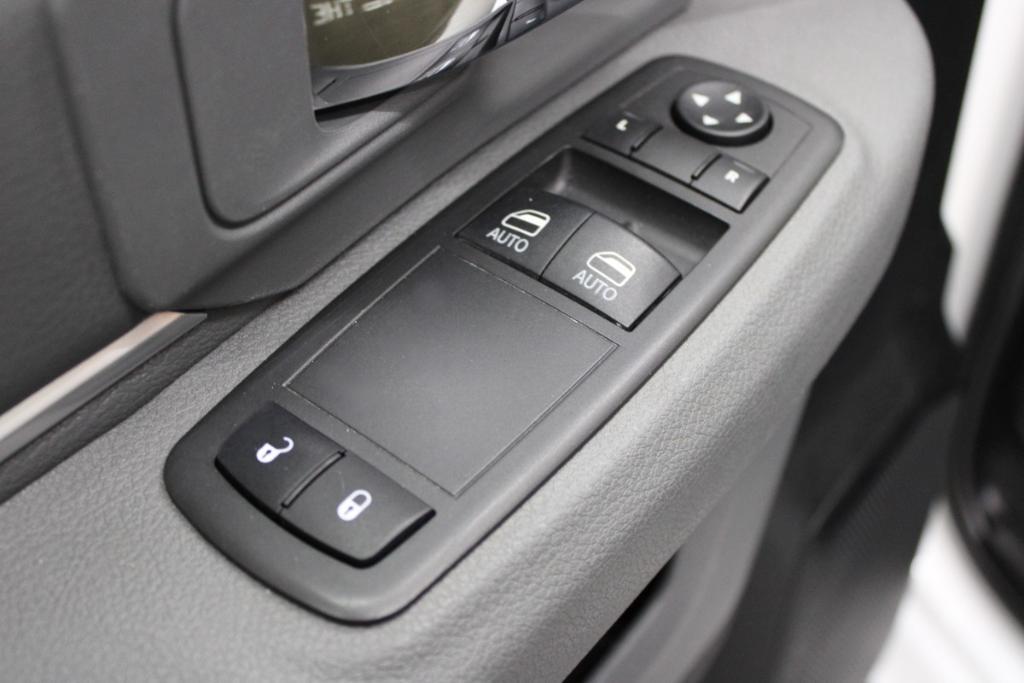 used 2021 Ram 1500 Classic car, priced at $13,988