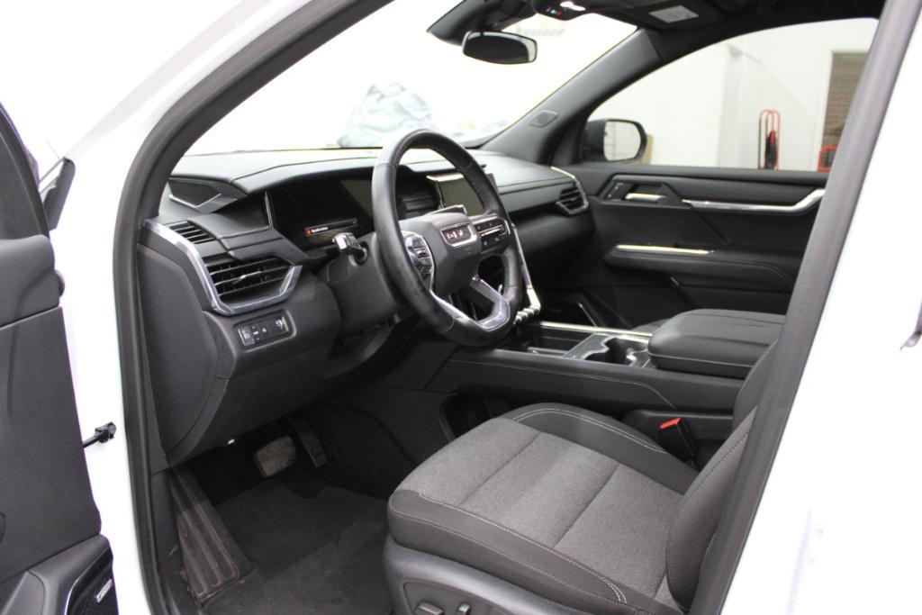 used 2025 GMC Acadia car, priced at $31,988