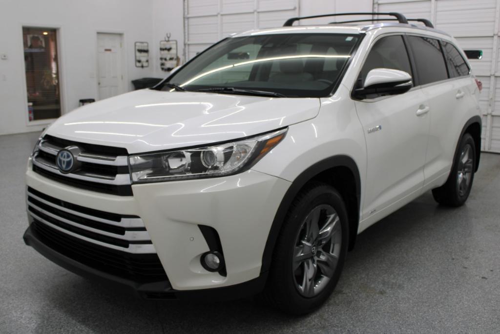 used 2017 Toyota Highlander Hybrid car, priced at $23,988