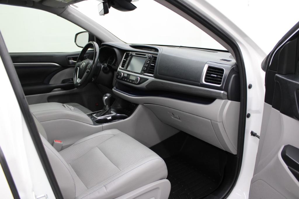 used 2017 Toyota Highlander Hybrid car, priced at $23,988