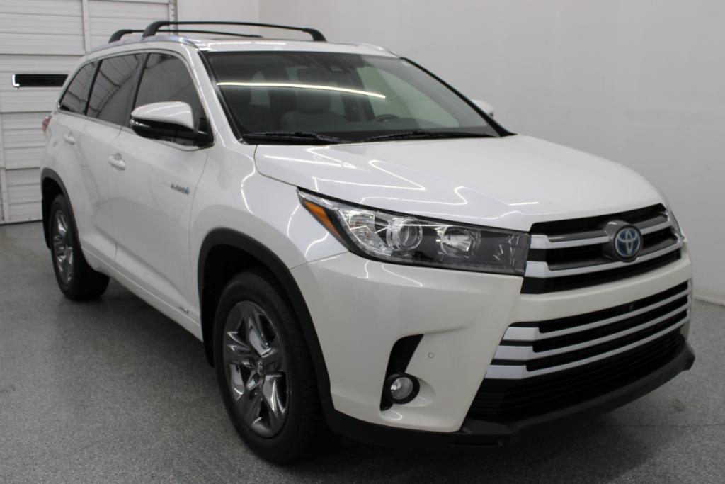 used 2017 Toyota Highlander Hybrid car, priced at $23,988