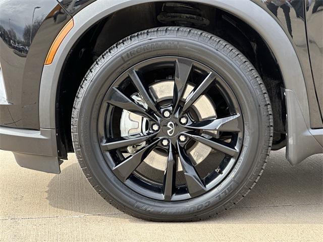 used 2025 INFINITI QX60 car, priced at $42,600
