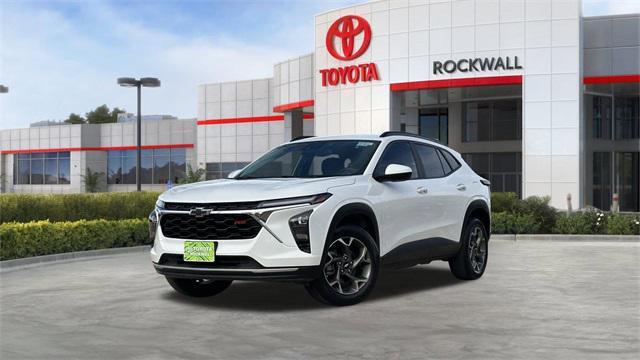 used 2024 Chevrolet Trax car, priced at $20,966