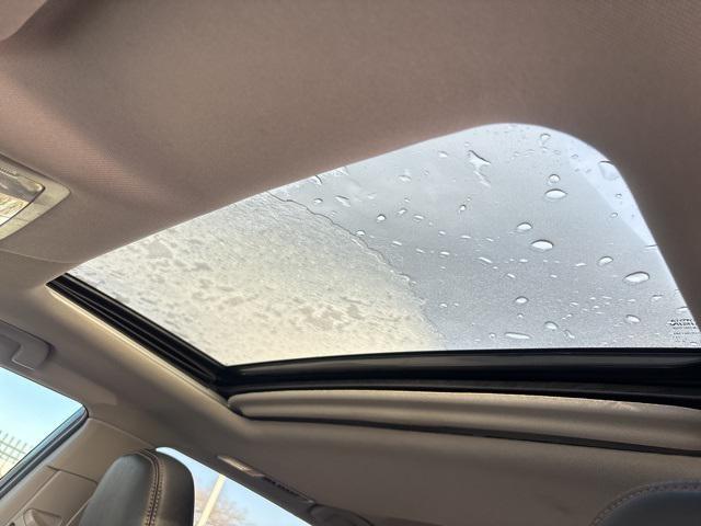 used 2019 Toyota Highlander car, priced at $23,895