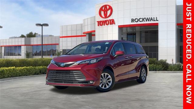 used 2025 Toyota Sienna car, priced at $40,635