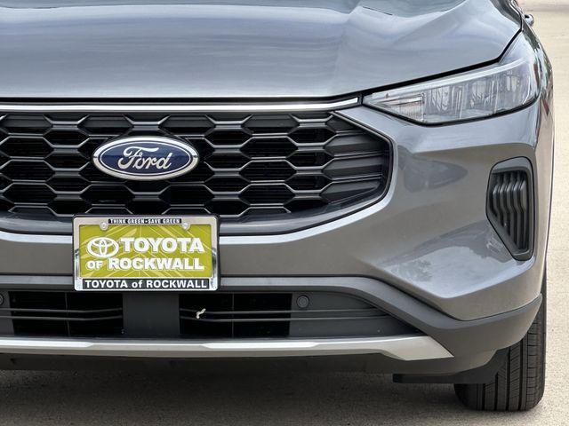 used 2025 Ford Escape car, priced at $25,835