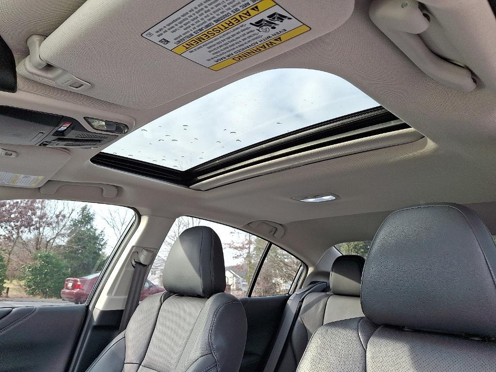 used 2023 Subaru Legacy car, priced at $27,777