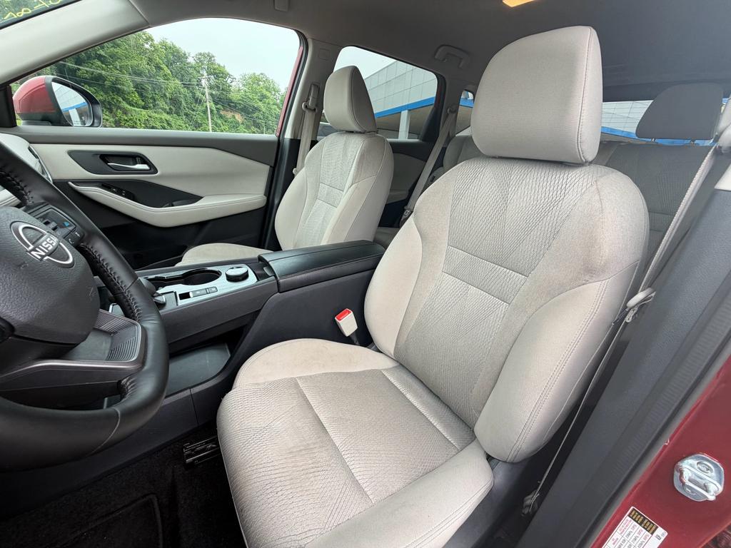 used 2025 Nissan Rogue car, priced at $26,900