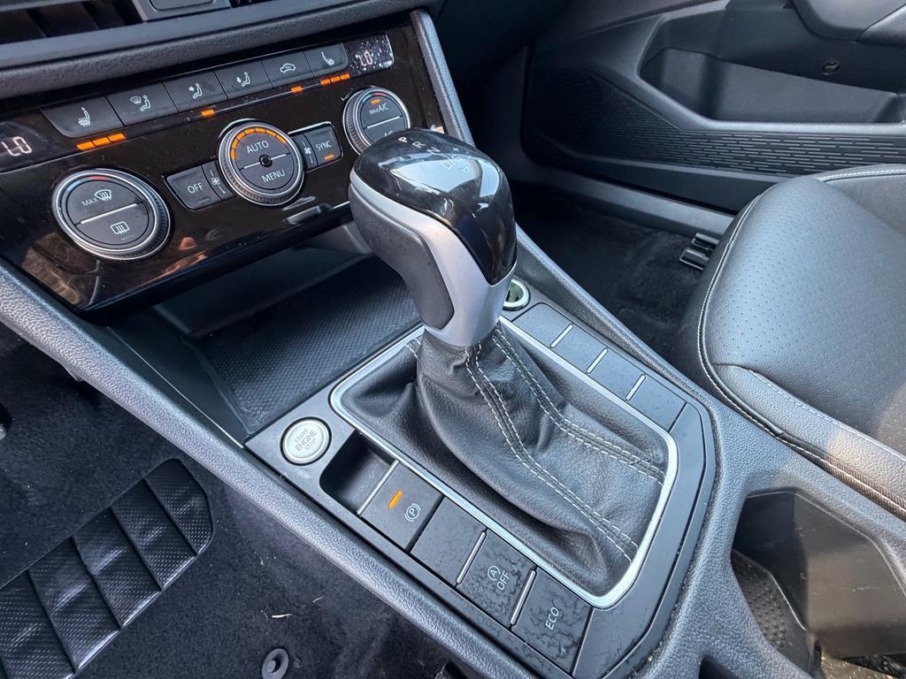 used 2024 Volkswagen Jetta car, priced at $23,900