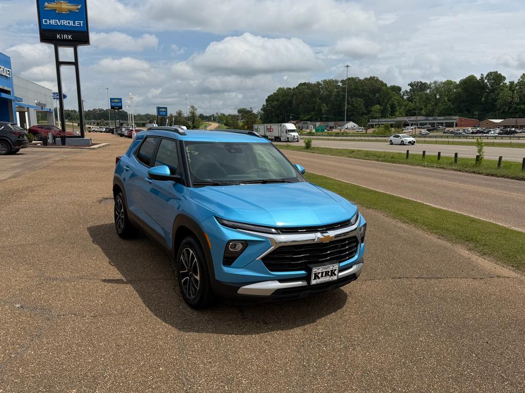 used 2025 Chevrolet TrailBlazer car, priced at $26,900