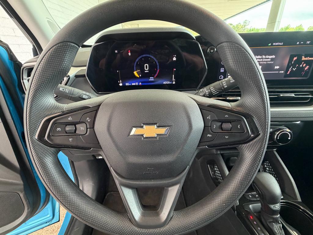 used 2025 Chevrolet TrailBlazer car, priced at $26,900