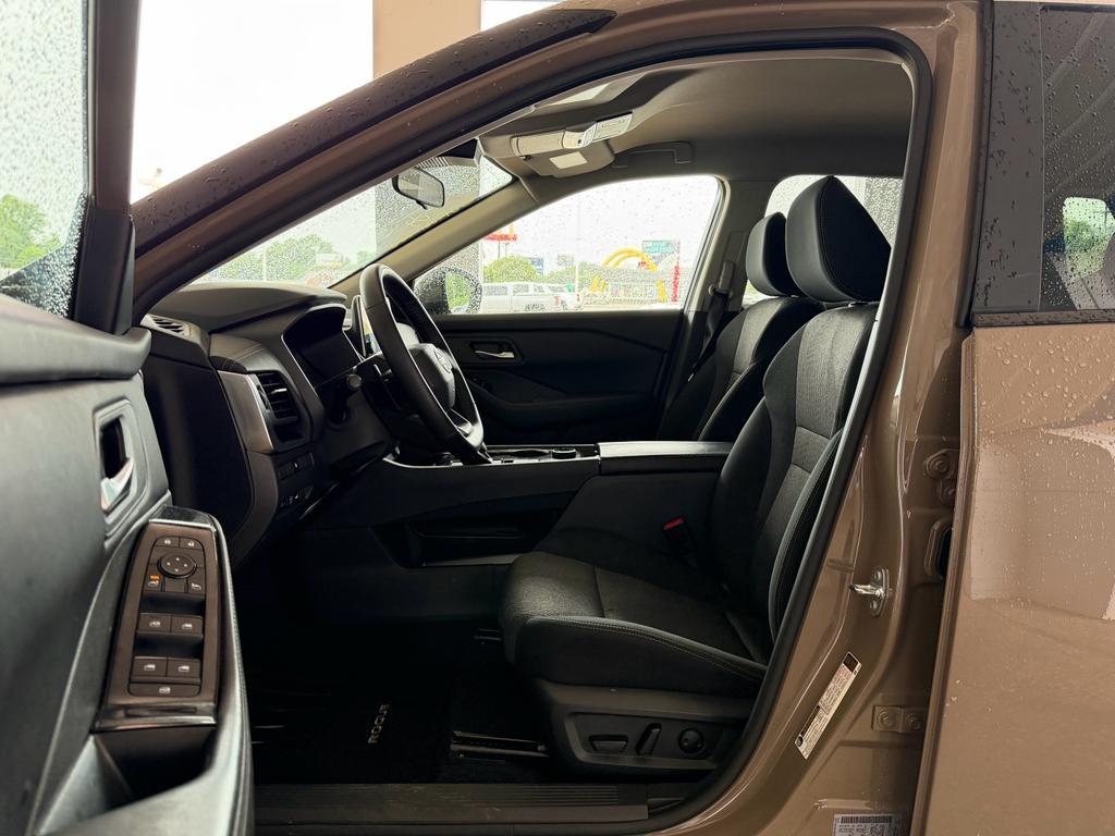 used 2025 Nissan Rogue car, priced at $29,485