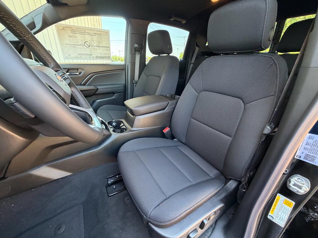 new 2026 Chevrolet Colorado car, priced at $38,135