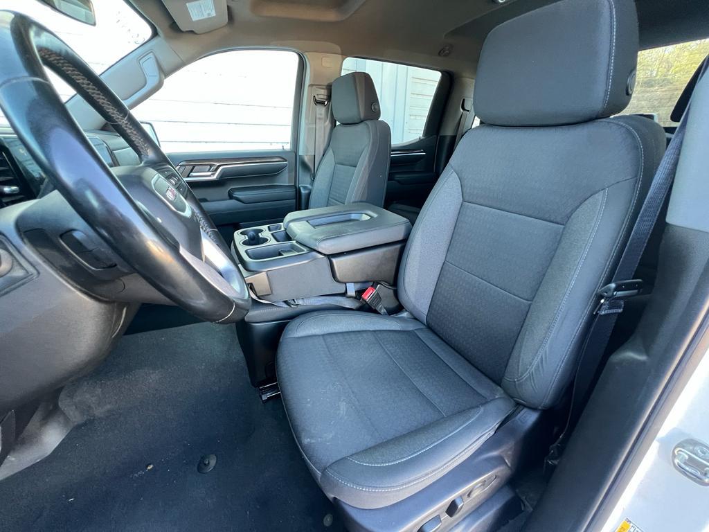 used 2024 GMC Sierra 1500 car, priced at $46,900