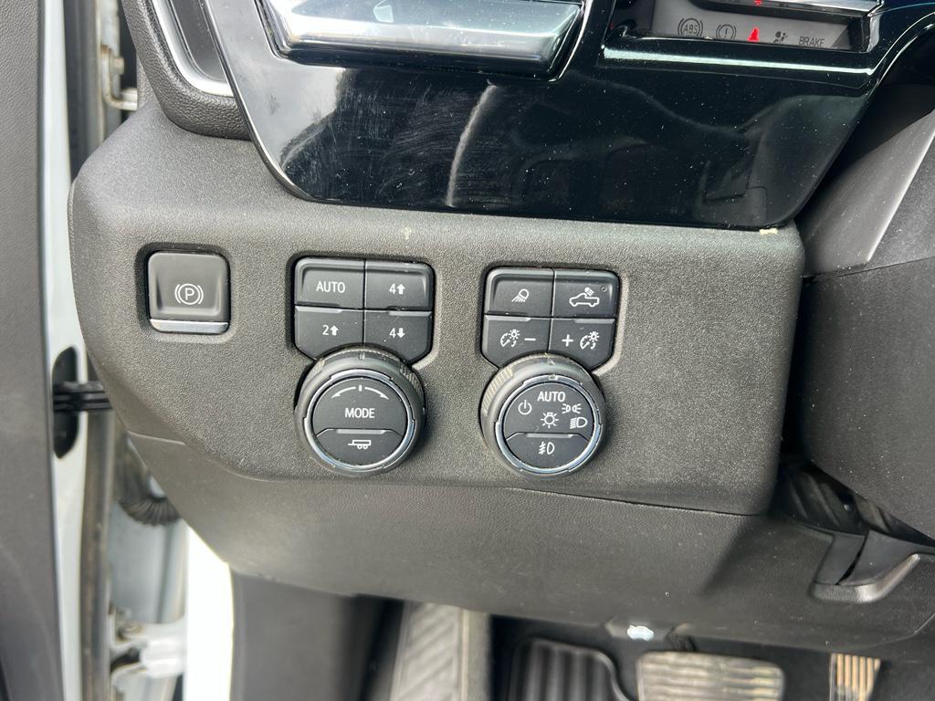 used 2024 Chevrolet Silverado 2500 car, priced at $52,900