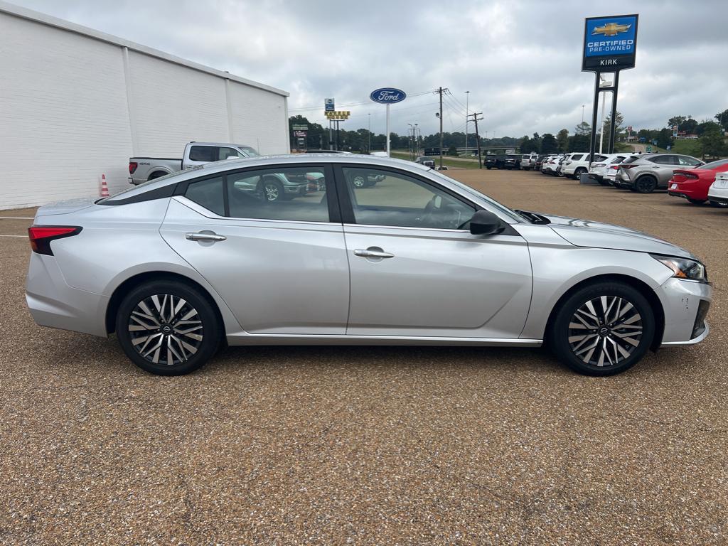 used 2024 Nissan Altima car, priced at $19,989