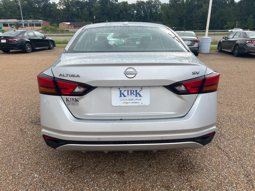 used 2024 Nissan Altima car, priced at $19,989