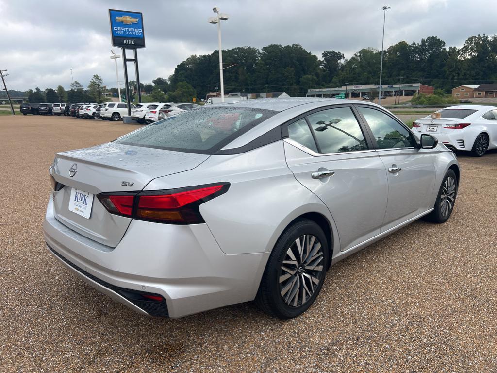 used 2024 Nissan Altima car, priced at $19,989