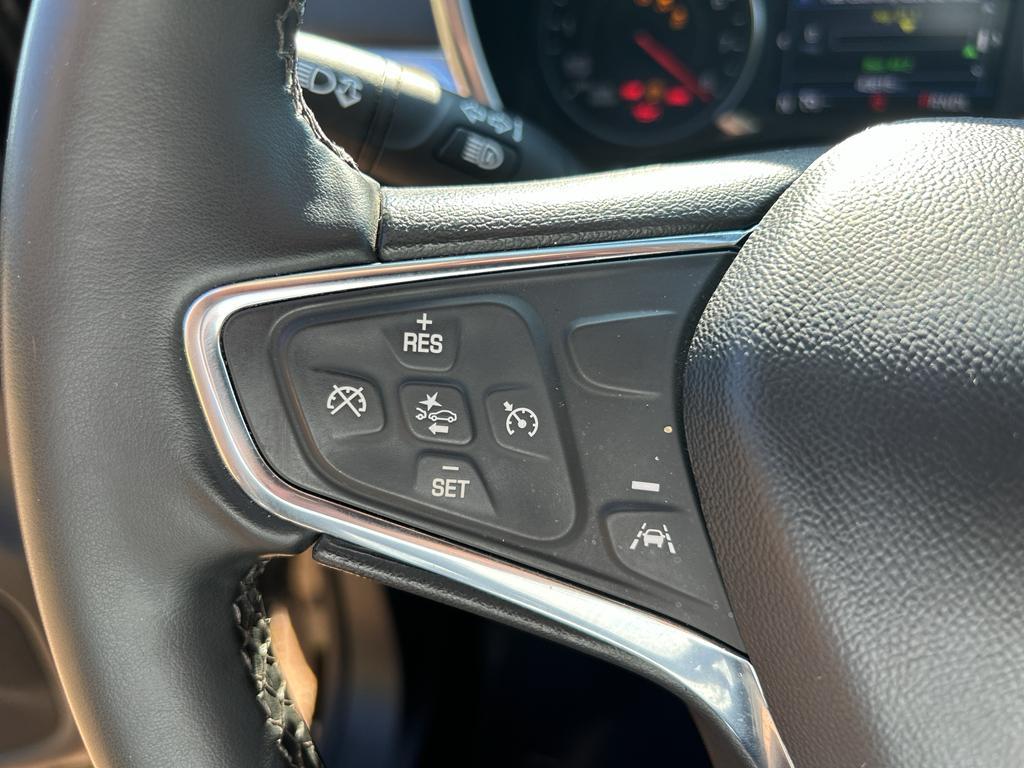 used 2024 Chevrolet Equinox car, priced at $19,999