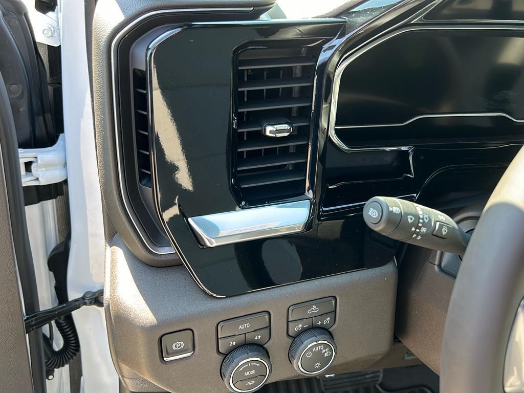 new 2025 Chevrolet Silverado 1500 car, priced at $52,450