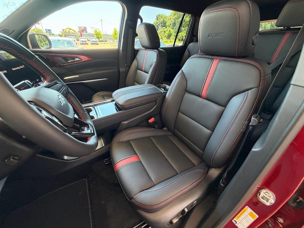 new 2026 Chevrolet Traverse car, priced at $57,930