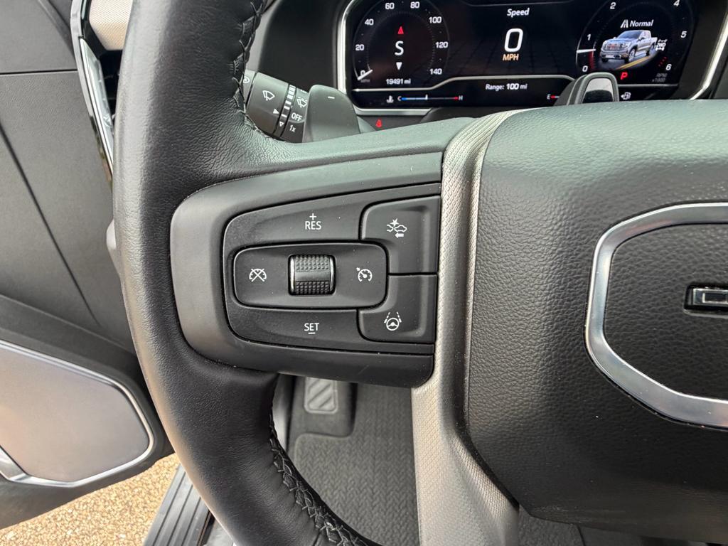 used 2025 GMC Sierra 1500 car, priced at $68,900