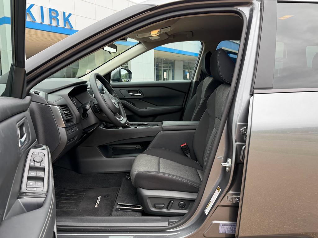 used 2024 Nissan Rogue car, priced at $29,900