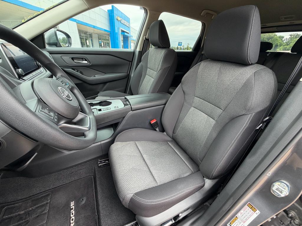 used 2024 Nissan Rogue car, priced at $29,900