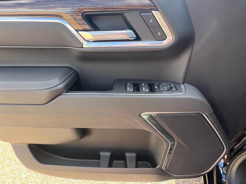 new 2025 Chevrolet Silverado 1500 car, priced at $62,995