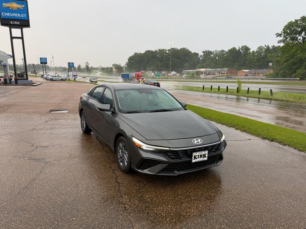 used 2024 Hyundai Elantra car, priced at $22,900