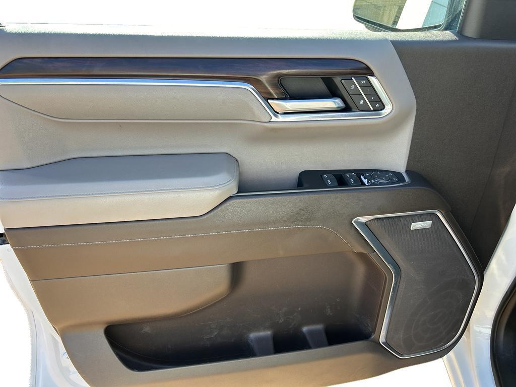 used 2022 GMC Sierra 1500 car, priced at $39,000