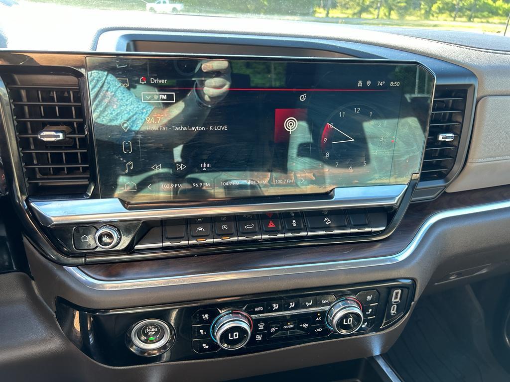 used 2022 GMC Sierra 1500 car, priced at $39,000