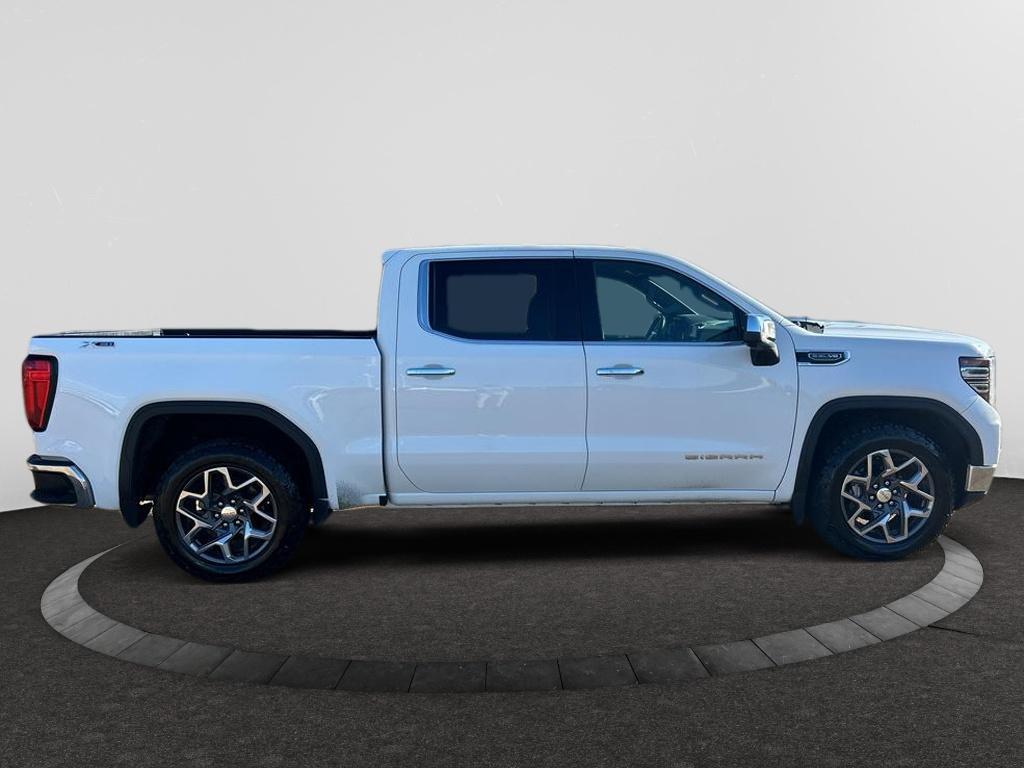 used 2022 GMC Sierra 1500 car, priced at $39,000
