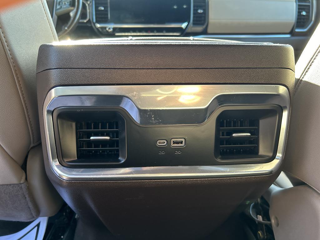 used 2022 GMC Sierra 1500 car, priced at $39,000