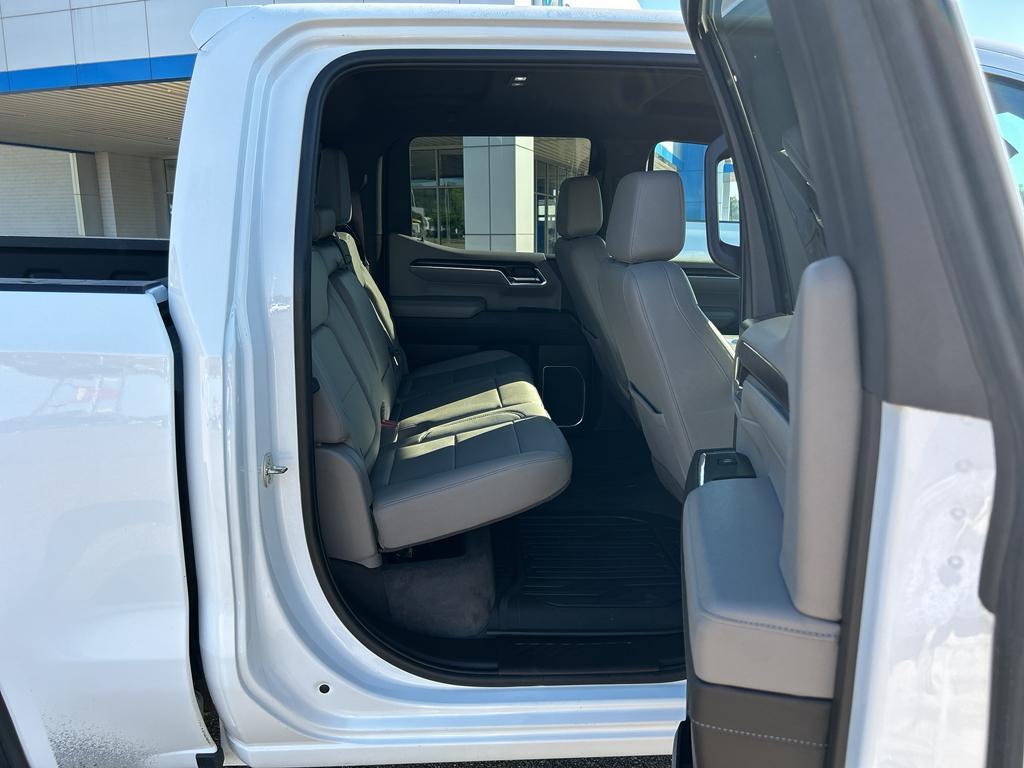 used 2022 GMC Sierra 1500 car, priced at $39,000