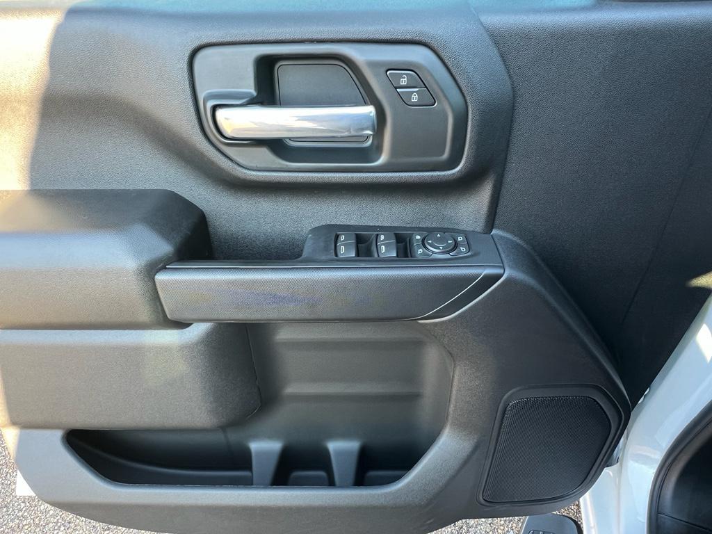 new 2025 Chevrolet Silverado 2500 car, priced at $53,649