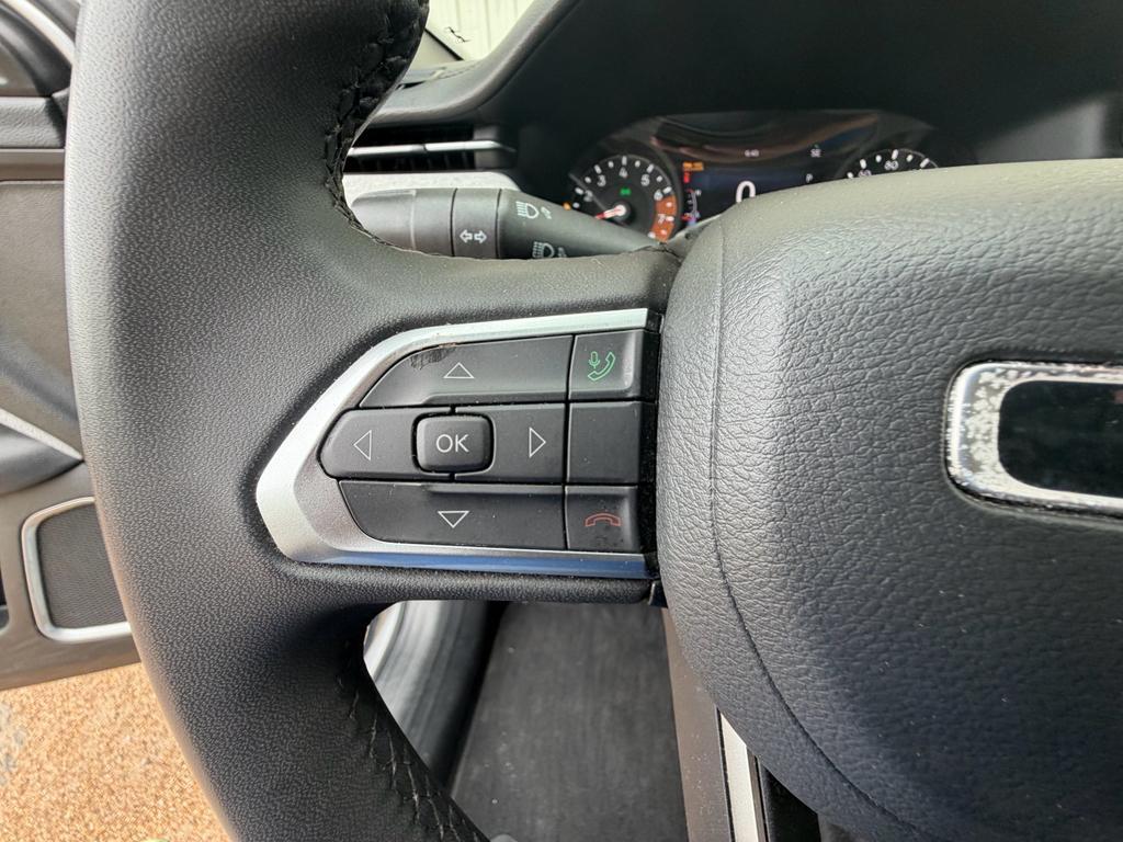 used 2024 Jeep Compass car, priced at $22,900