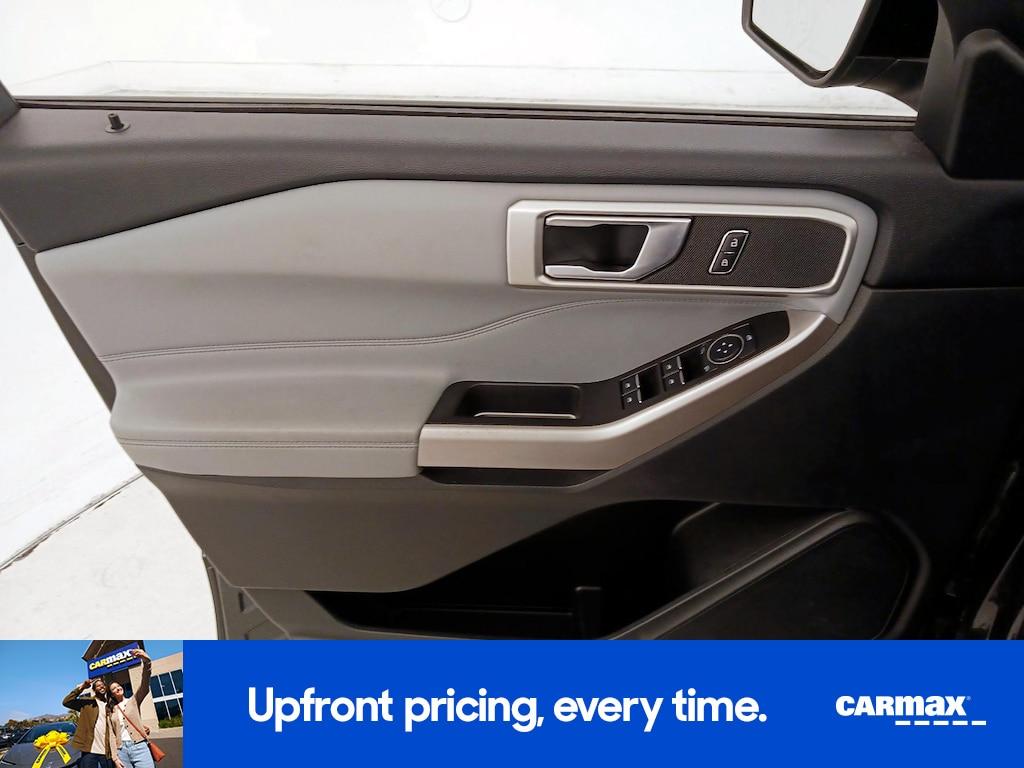 used 2023 Ford Explorer car, priced at $30,998