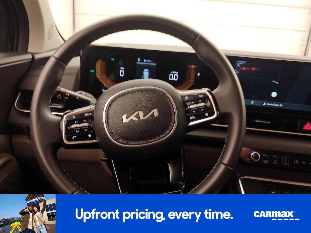 used 2025 Kia Carnival Hybrid car, priced at $40,998