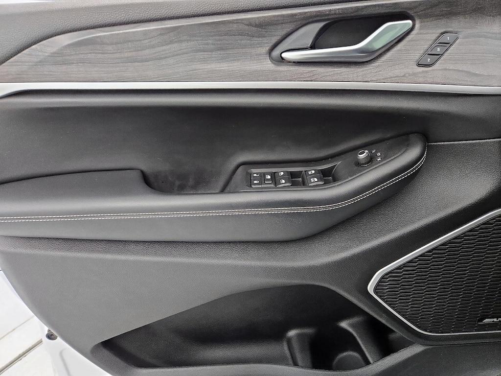 used 2022 Jeep Grand Cherokee car, priced at $25,998